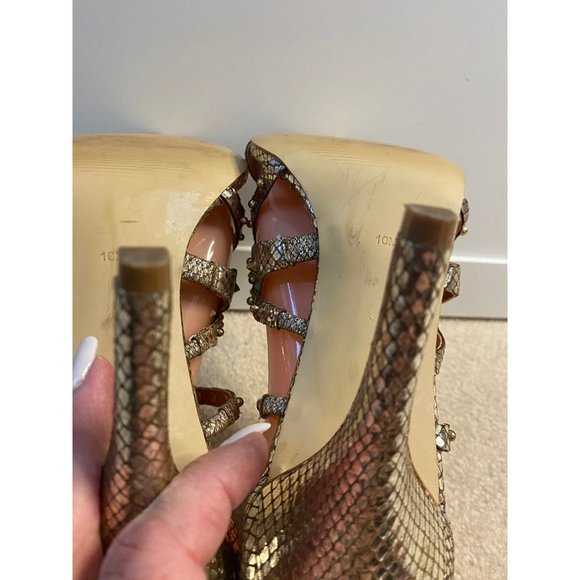 Guess Laidea Studded Gold Gladiator Strappy Sandals Size 10 - Picture 6 of 9